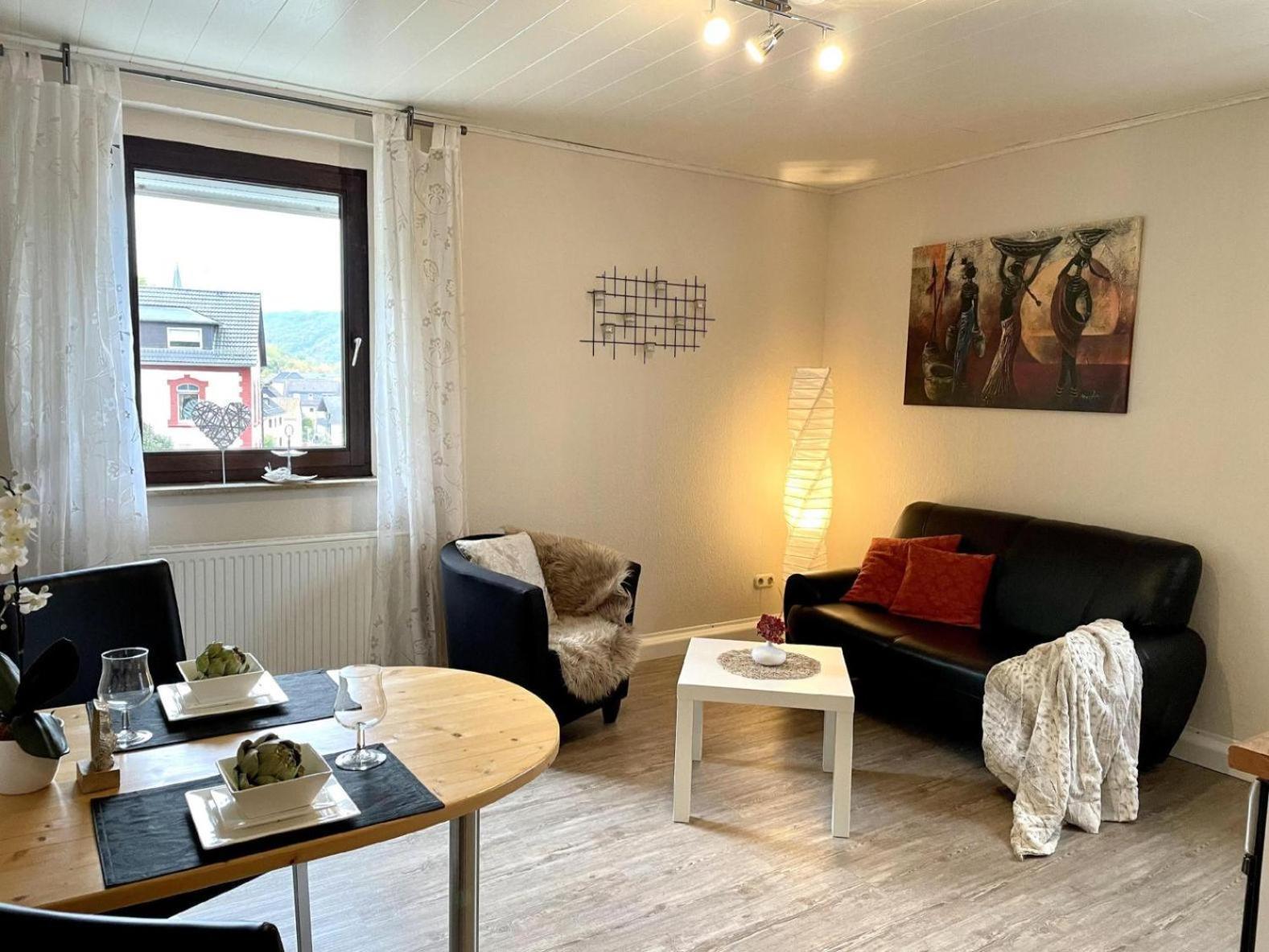 Ferienwohnung Am Kreuzberg Schleiden Exterior photo